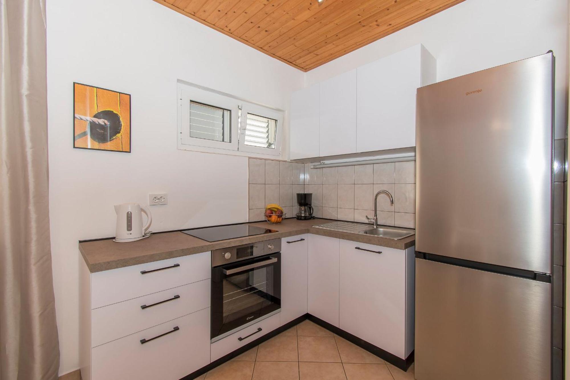Apartments Andrija Pirovac Buitenkant foto
