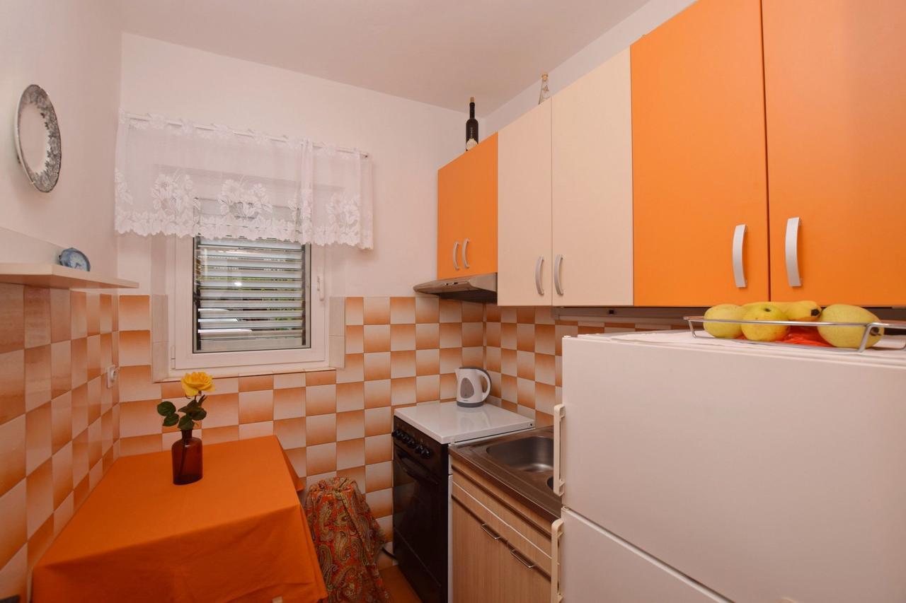 Apartments Andrija Pirovac Buitenkant foto
